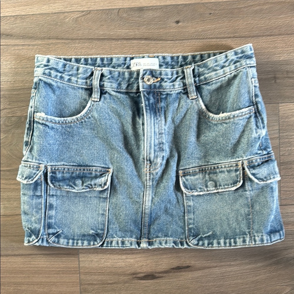 Denim Zara Mini Skirt with Pockets